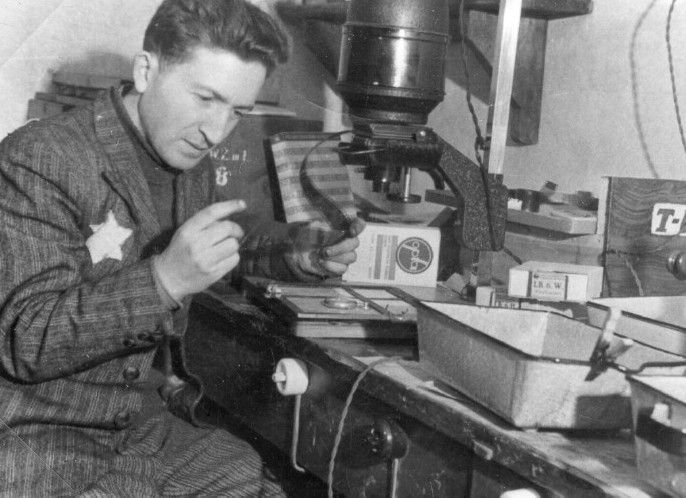 Mendel Grossman in his photo lab